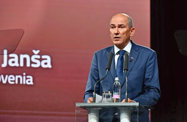 Premier Janez Janša
