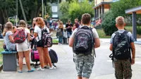 Slovenija odslej  omogoča brezplačno cepljenje proti nevarni 
okužbi s HPV tudi dečkov v šestem razredu osnovne šole. 