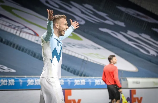 Sandi Lovrić je z uspešno izvedeno najstrožjo kaznijo Sloveniji 
prinesel tri točke.