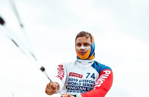 Toni Vodišek 