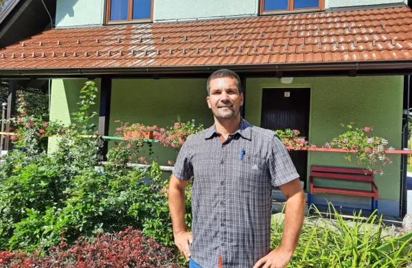Vzgojitelj in nekdanji reševalec iz vode  Stjepan Paladin je v 
Lovranu minulo nedeljo rešil   utapljajočega nemškega turista.  