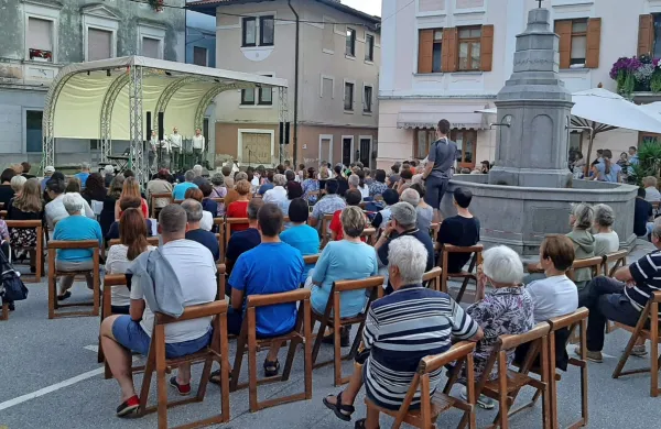 V starem jedru so čez poletje odmevali dogodki za vse okuse in 
generacije. 