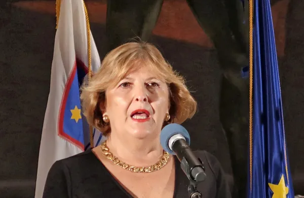 Darja Bavdaž Kuret