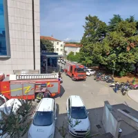 Pisemska ovojnica z belim prahom ohromila delo na TV Koper Capodistria