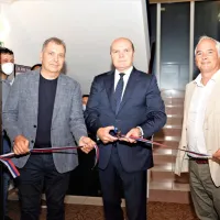 Borut Bažec, Đenio Zadković in Iztok Babnik (z leve) na slavnostni otvoritvi   v Avditoriju Portorož.