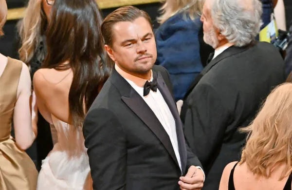 Leonardo DiCaprio se ne ponaša le s holivudsko slavo, temveč je 
že dolga leta glaseb borec proti praksam, ki uničujejo planet.