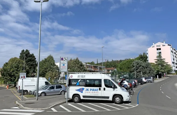Parkirne dovolilnice tudi pri &scaron;portni dvorani Lucija