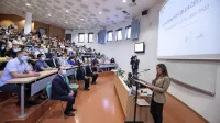   V prve letnike študijskih programov Univerze na Primorskem se je 
vpisalo 1377 študentk in študentov.