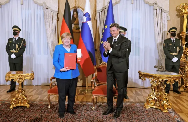 Angeli Merkel najvi&scaron;je državno odlikovanje