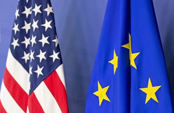 Biden in von der Leynova poudarila pomen tesnega sodelovanja med ZDA in EU