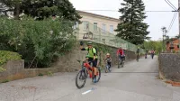 Krožna kolesarska pot je primerna tudi za družine z mlajšimi 
otroki. 