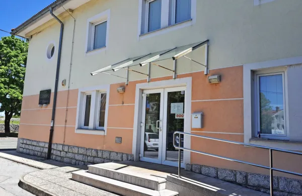 Dva tedna brez knjižnice