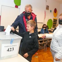 Referendum ni uspel, poraz Popoviča