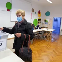 Referendum ni uspel, poraz Popoviča