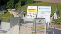 S prvo fazo obnove pešpoti do Predjamskega gradu bodo zaključili 
konec oktobra, čaka jih nov razpis, na katerem bodo iskali 
izvajalca za končne tlakovne površine.  