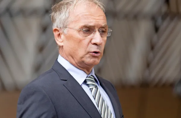 Notranji minister Aleš Hojs