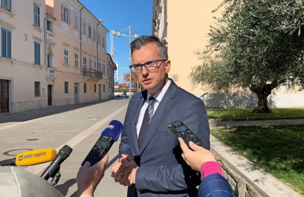 “Marezige so simbol upora in, če nekdo relativizira to zgodbo, tam 
nas ne bo,” je ob obisku v Kopru dejal Šarec.