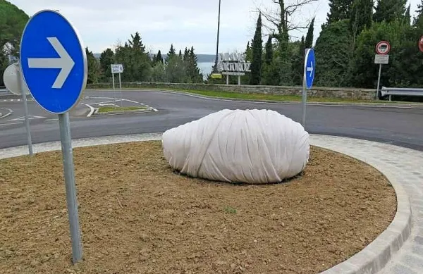 “Sarma”, ko je bila še del krožišča pod Valeto.