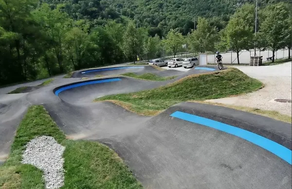 Kolo park v Ložicah 