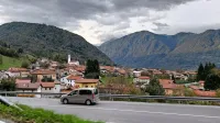 Večina domačinov in direkcija so soglasni: Volče bo odrešila 
obvoznica s predorom in viaduktom. 