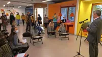 Postojnski župan Igor Marentič je na zaključnem dogodku projekta pohvalil prizadevanja za pomoč priseljencem na območju Postojne.   
