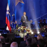 Najvi&scaron;ji politiki so družno pozivali k enotnosti
