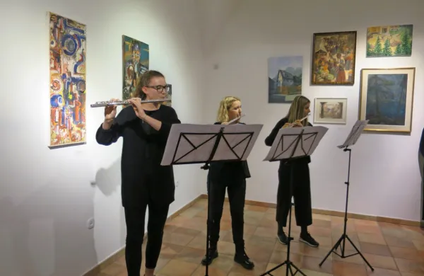 120 let ustvarjalnosti