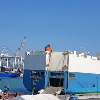 Na razpis za prevažanje avtomobilov z ladij in na ladje v prihodnjih 
dveh letih se ni prijavilo nobeno podjetje. 