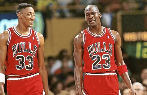 Scottie Pippen in Michael Jordan, velika košarkarja in velikanska ega