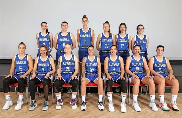 Slovenska košarkarska reprezentanca vstopa v nov tekmovalni ciklus 
z novim selektorjem.