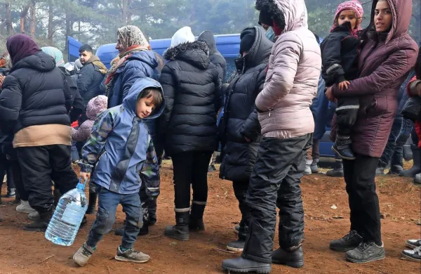 Kriza na belorusko-poljski meji je vse bolj humanitarna, ne le 
politična, varnostna in diplomatska.
