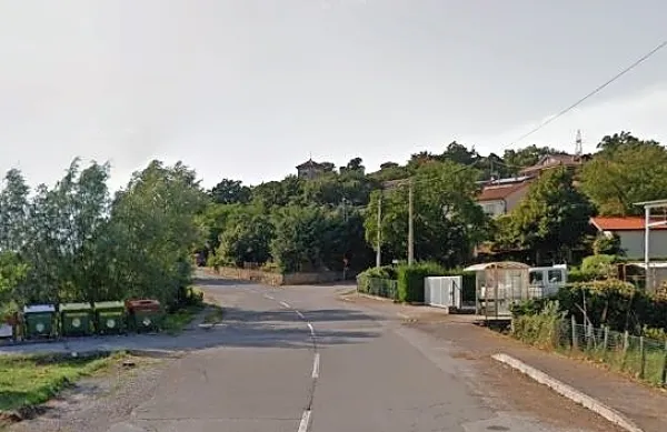 Obnovili bodo cesto skozi vas Kastelec