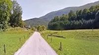 Občina namerava kupiti  kmetijska zemljišča pri Svinem, kjer bi 
zagotovila zazidalne parcele za gradnjo hiš. 