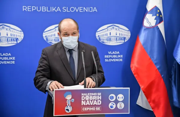 Minister za zdravje Janez Poklukar