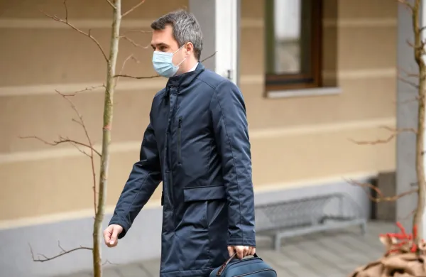 Marjan Dikaučič se bo danes v državnem zboru branil pred očitki 
iz interpelacije.