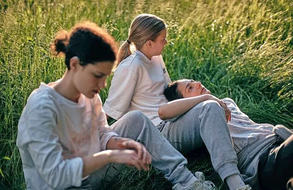Prizor iz kratkega filma Sestre režiserke Katarine Rešek - Kukle   