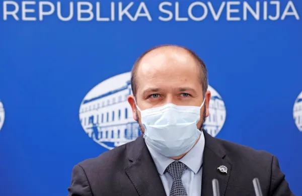 Minister Janez Poklukar