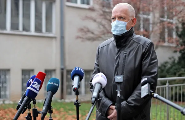 Vodja oddelka intenzivne terapije infekcijske klinike Matjaž  Jereb