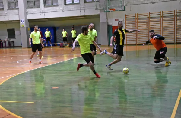 Po lanski odpovedi v Dobravljah spet teče zimska nedeljska liga.