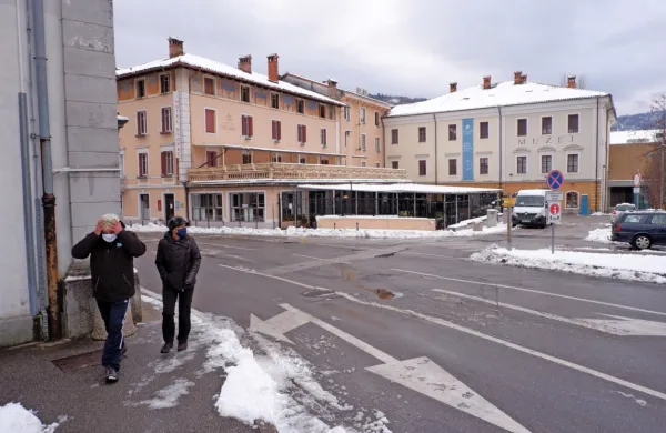 V  okviru prenove centra Tolmina bodo urejali tudi Mestni trg. 