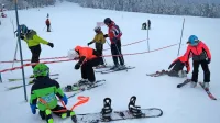 Manj&scaron;i smučarski centri so že v pogonu