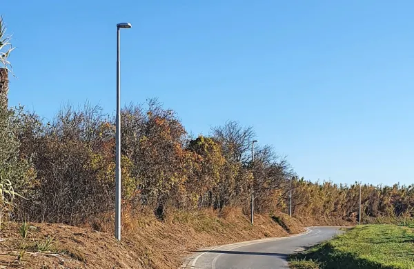 23 novih obcestnih svetilk na območju Parecaga in Sečovelj