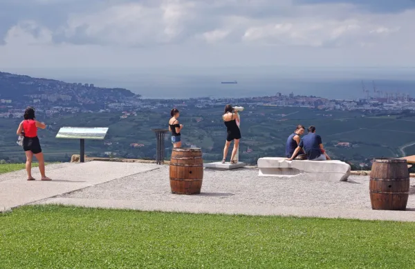 Cilj nove skupine za turizem je jasen: razviti primerno ponudbo in 
doživetja, da se bodo turisti v mestu in okolici  zadržali dlje časa.