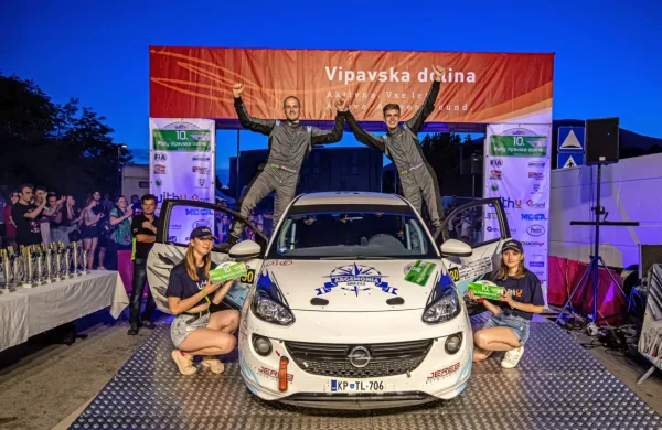 Jakob Markežič in Martin Čendak sta bila z oplom adamom tretja v državnem prvenstvu za mlade voznike.