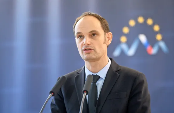 Zunanji minister Anže Logar 