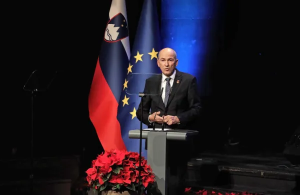 Po Janševih besedah smo pred 30 leti verjeli, da je bilo z 