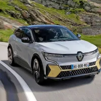 Renault  megane e-tech
