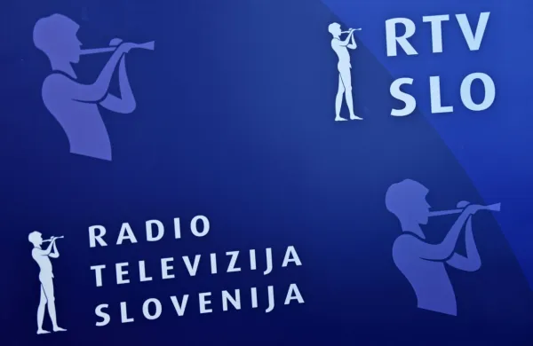 &Scaron;tirje dolgoletni sodelavci RTVS pripravili predlog novega zakona o javni radioteleviziji