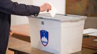 Poznavalci napovedujejo razburljive parlamentarne volitve in 
ostro predvolilno kampanjo.