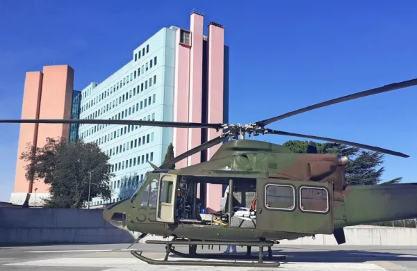Vojaški helikopterji, meni Sabol, so neustrezni za zdravstvene 
prevoze. 